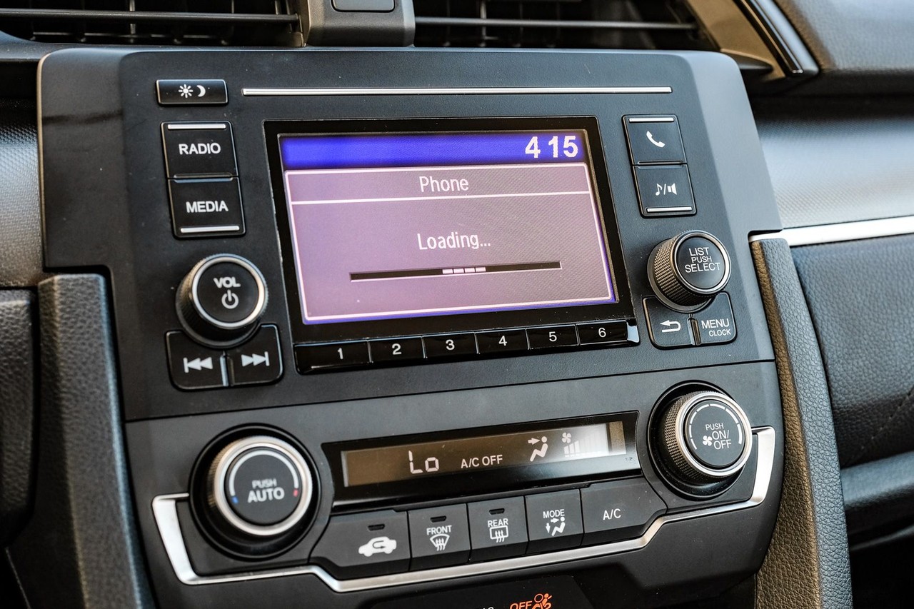 Honda Civic Sedan Vehicle Main Gallery Image 27