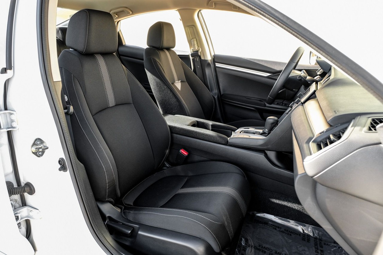 Honda Civic Sedan Vehicle Main Gallery Image 31