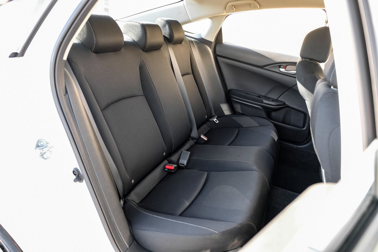 Honda Civic Sedan Vehicle Main Gallery Image 32