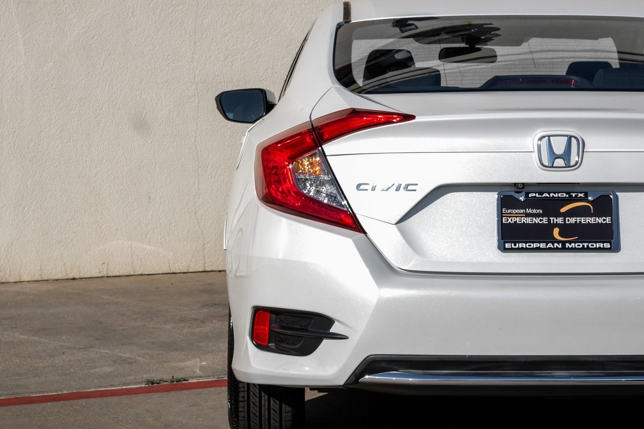 Honda Civic Sedan Vehicle Main Gallery Image 43