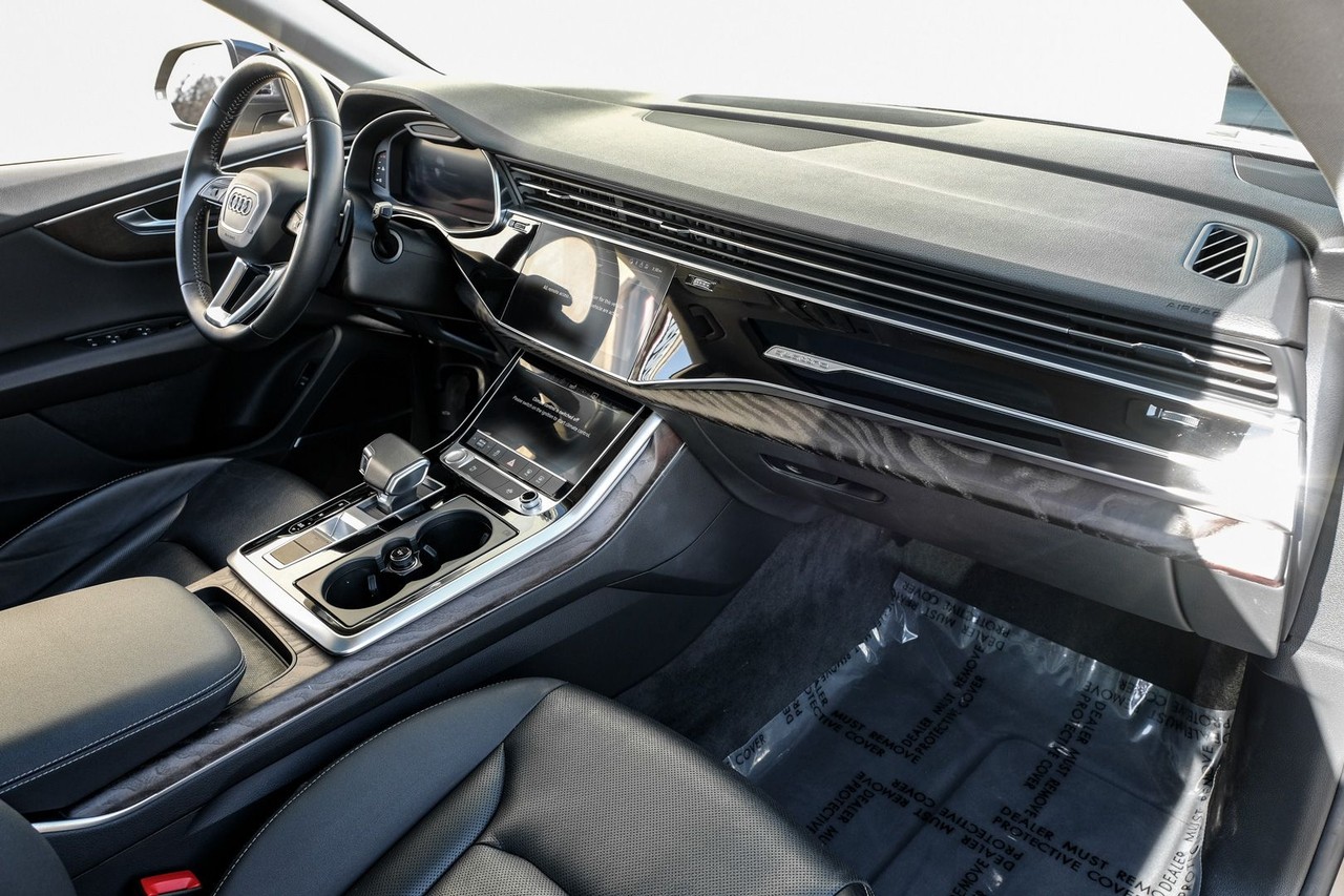 Audi Q8 Vehicle Main Gallery Image 13