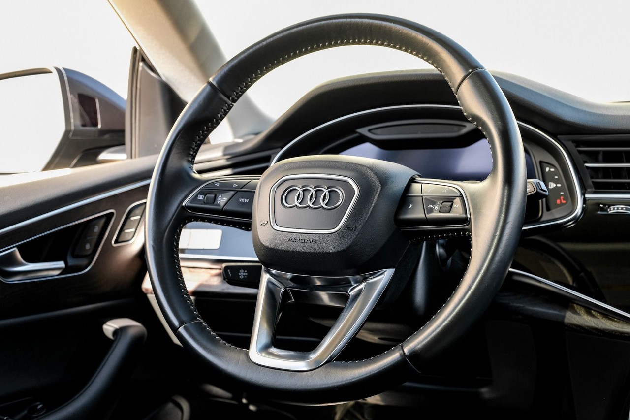 Audi Q8 Vehicle Main Gallery Image 17