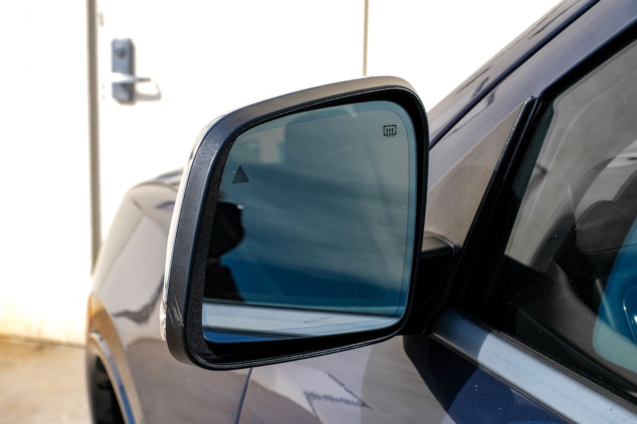 Dodge Durango Vehicle Main Gallery Image 40