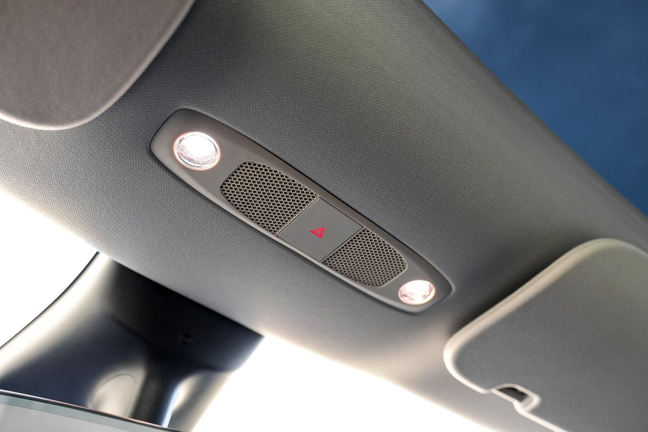 Tesla Model Y Vehicle Main Gallery Image 29