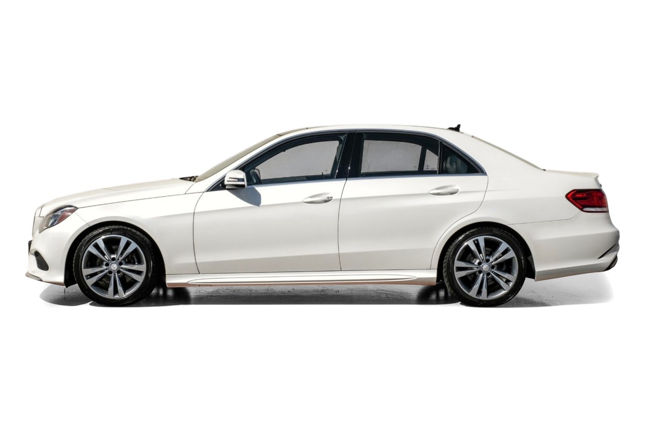Mercedes-Benz E 350 Vehicle Main Gallery Image 12
