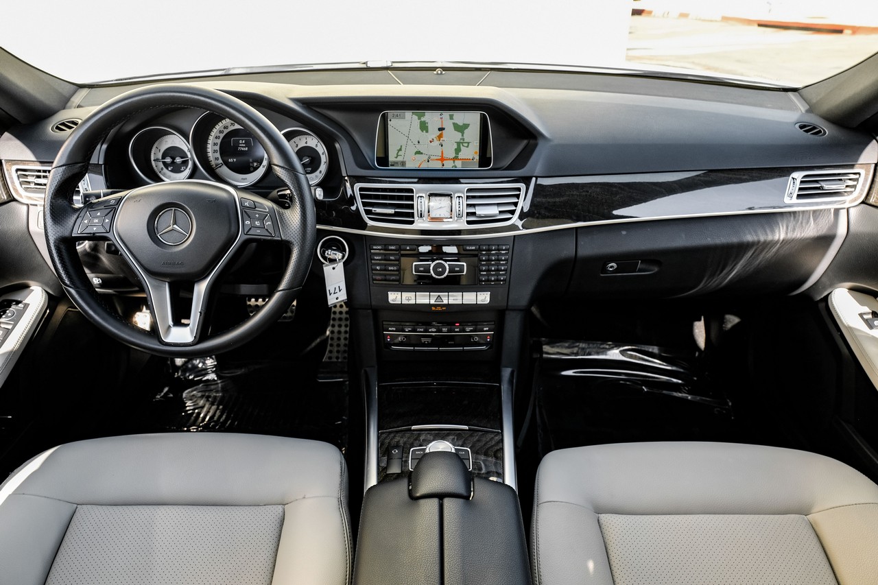 Mercedes-Benz E 350 Vehicle Main Gallery Image 15