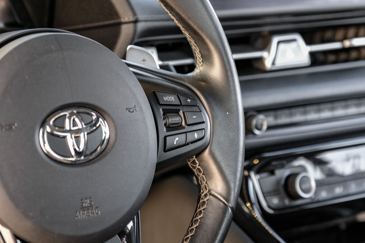 Toyota Supra Vehicle Main Gallery Image 16