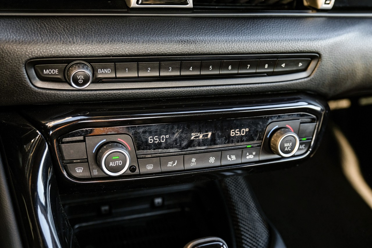 Toyota Supra Vehicle Main Gallery Image 22