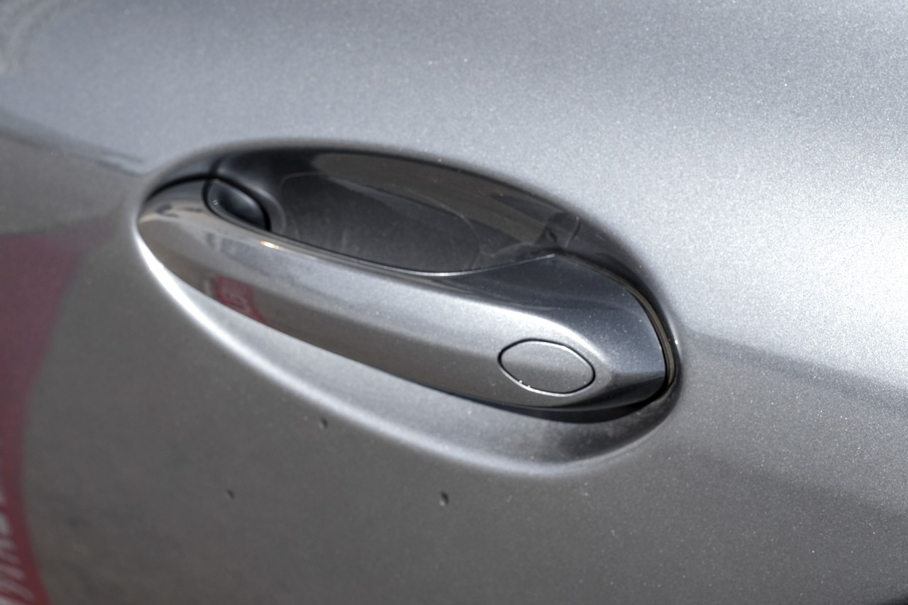 Toyota Supra Vehicle Main Gallery Image 31