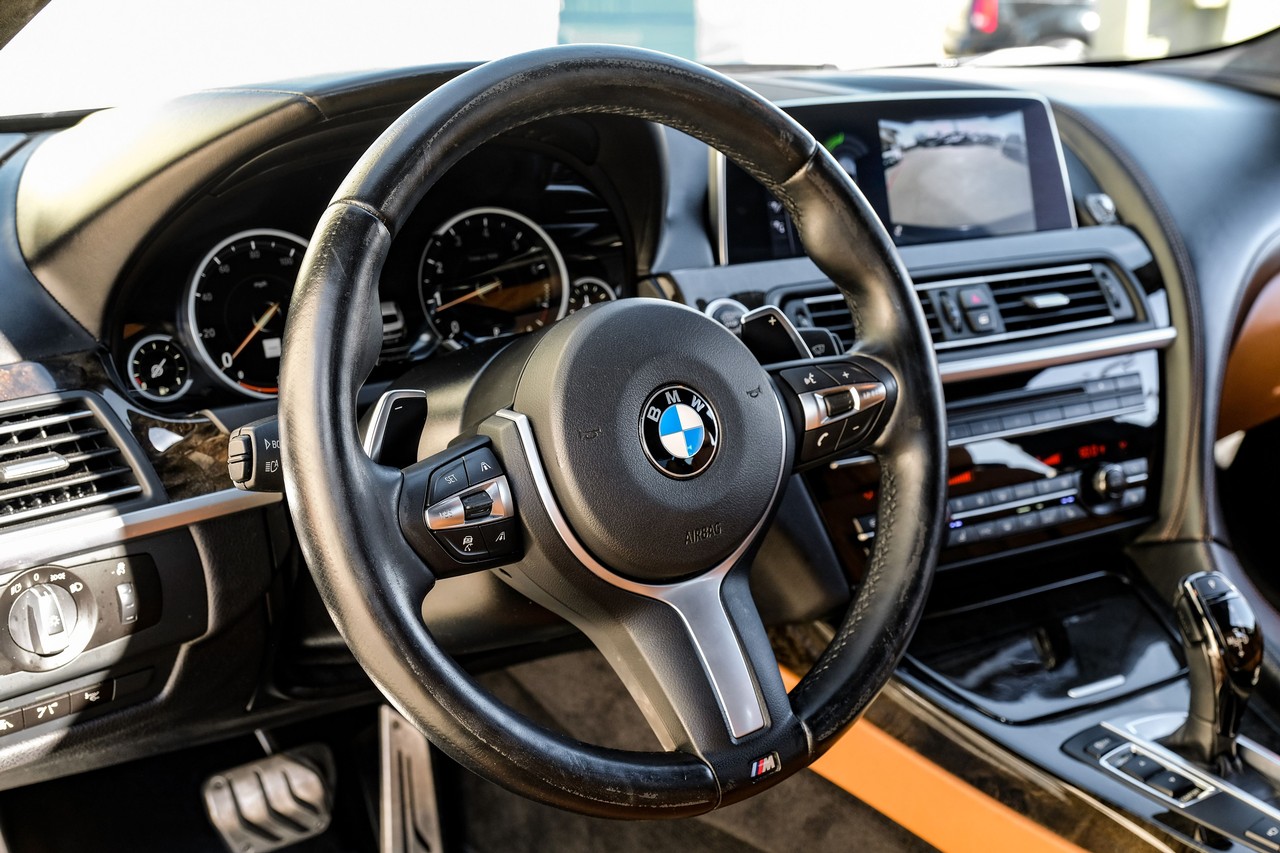 BMW 6 Series Vehicle Main Gallery Image 15