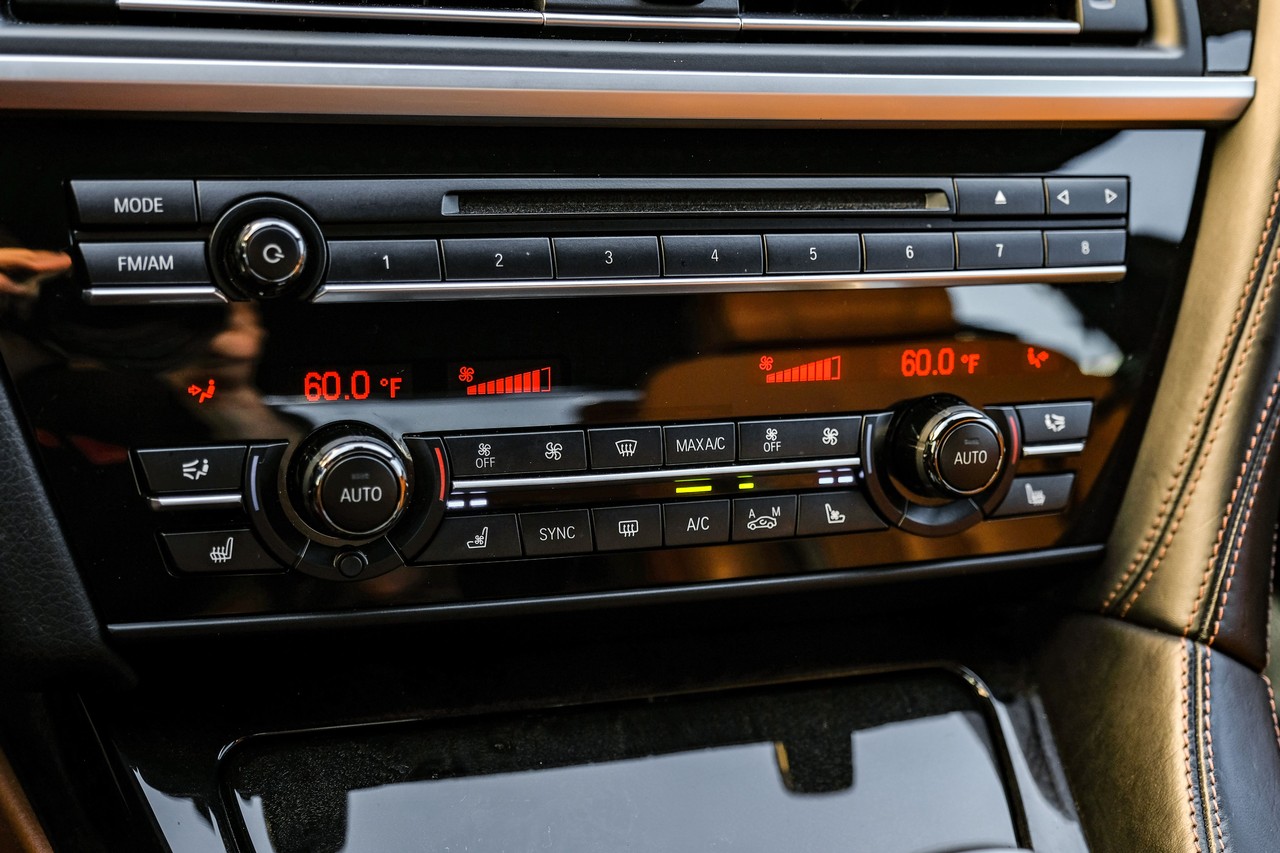 BMW 6 Series Vehicle Main Gallery Image 25