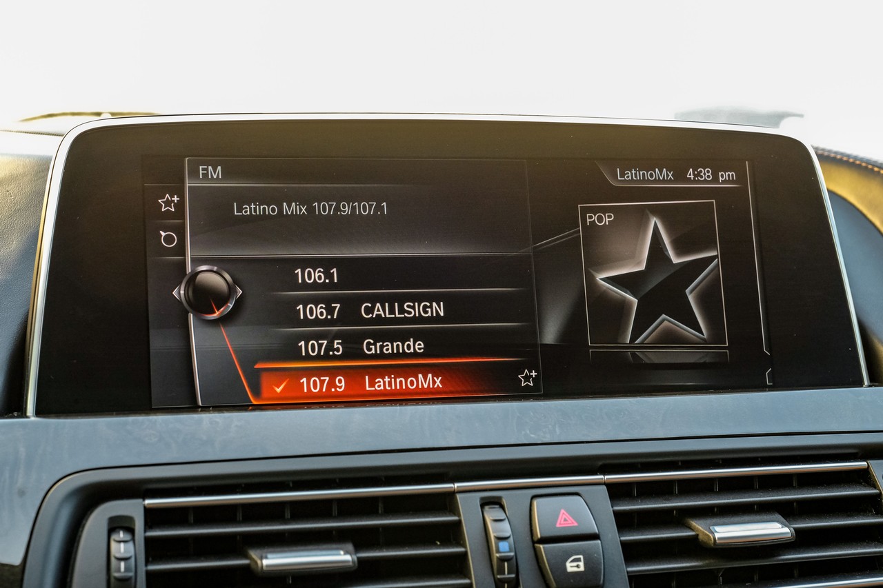 BMW 6 Series Vehicle Main Gallery Image 26