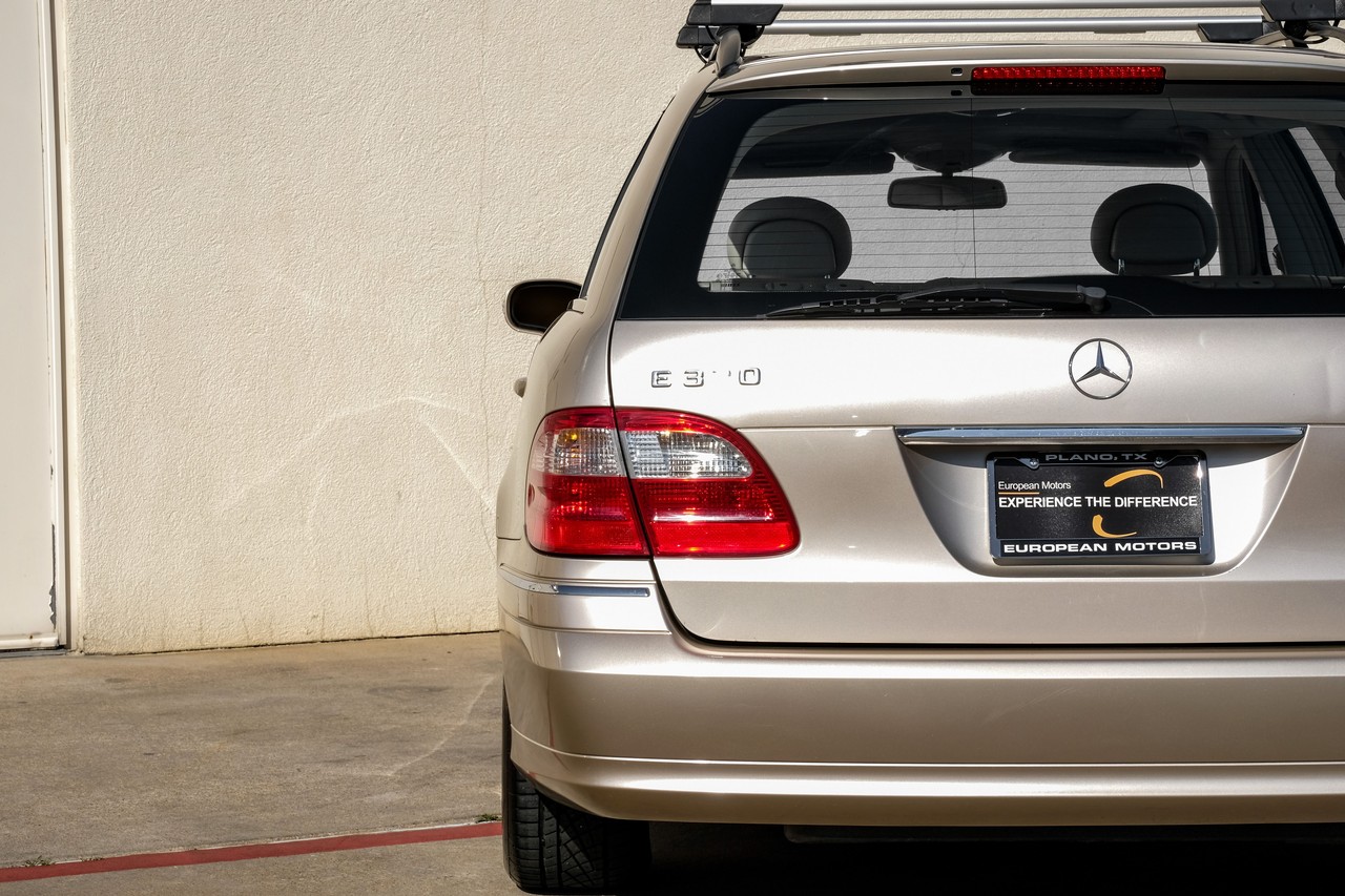 Mercedes-Benz E 320 Vehicle Main Gallery Image 43