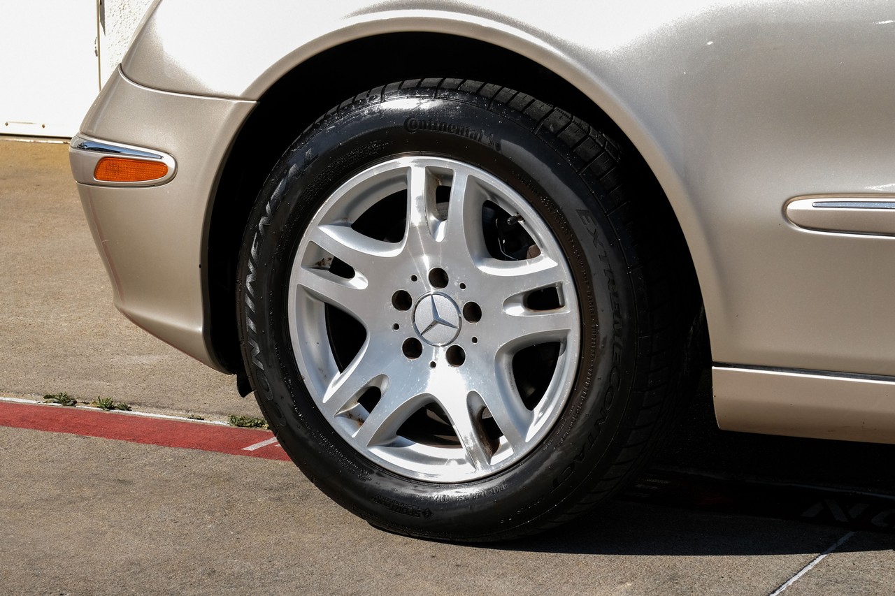 Mercedes-Benz E 320 Vehicle Main Gallery Image 48