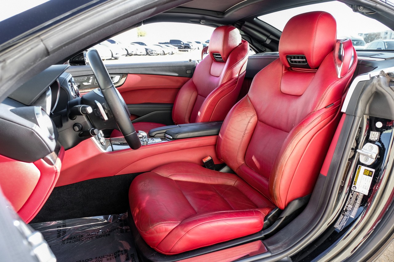 Mercedes-Benz SL 400 Vehicle Main Gallery Image 28