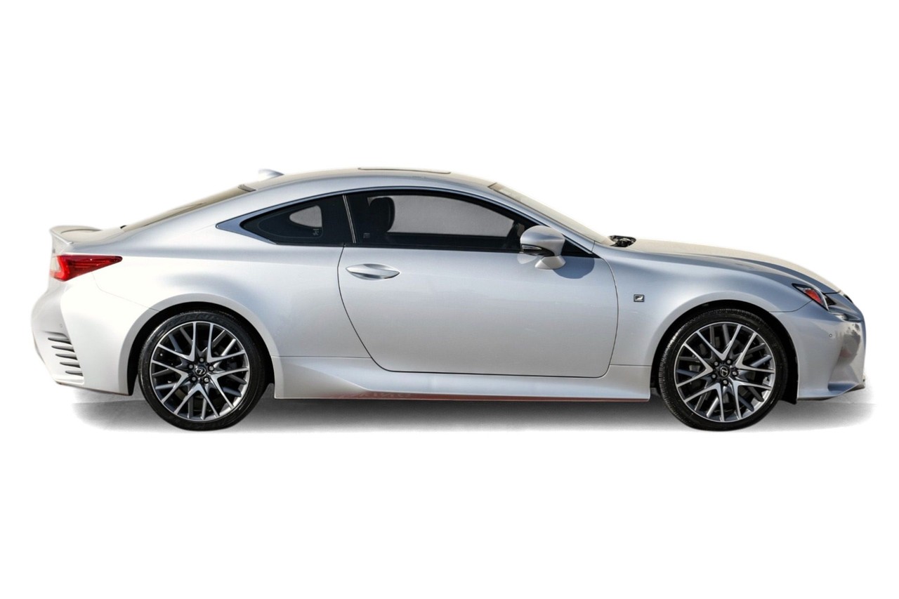 Lexus RC Vehicle Main Gallery Image 08