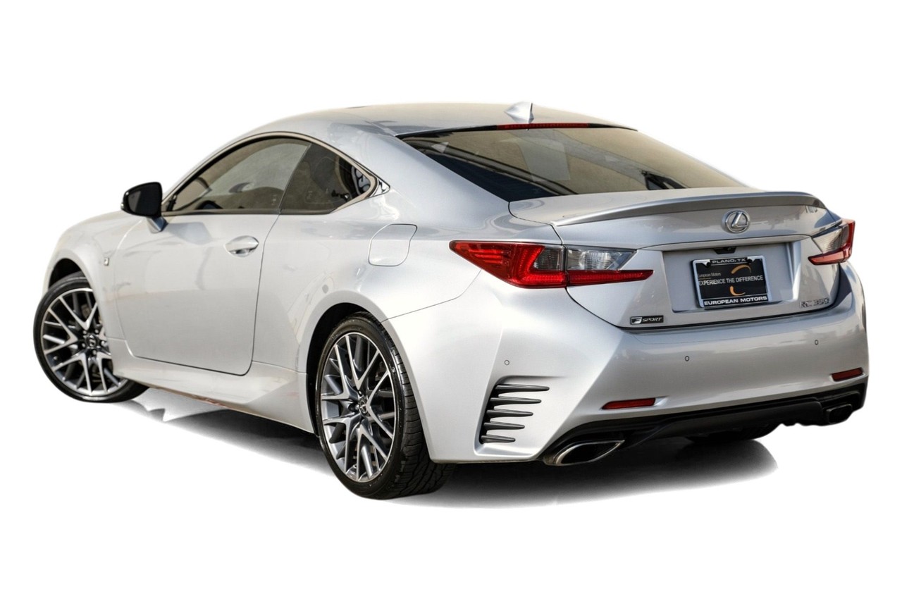 Lexus RC Vehicle Main Gallery Image 11
