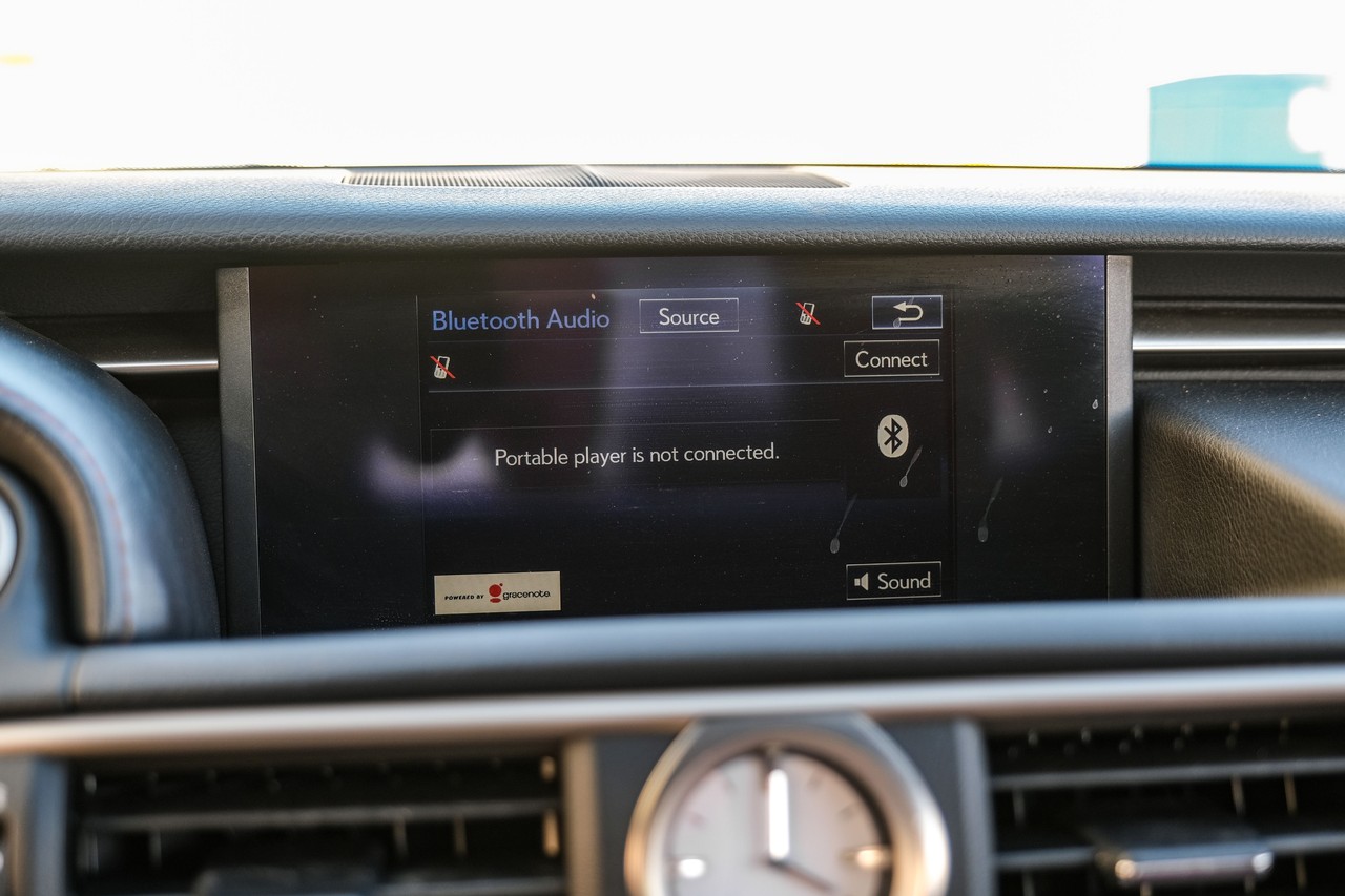 Lexus RC Vehicle Main Gallery Image 33