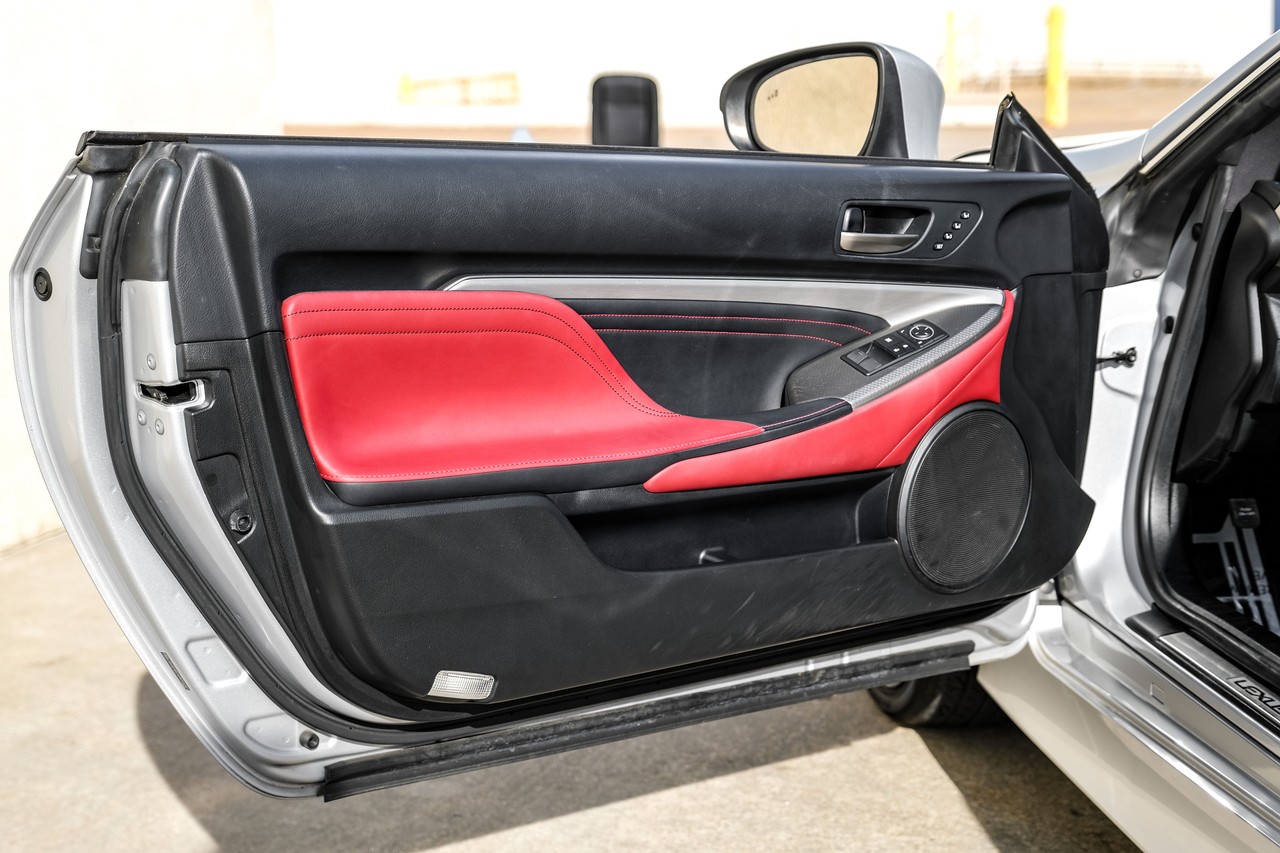 Lexus RC Vehicle Main Gallery Image 41