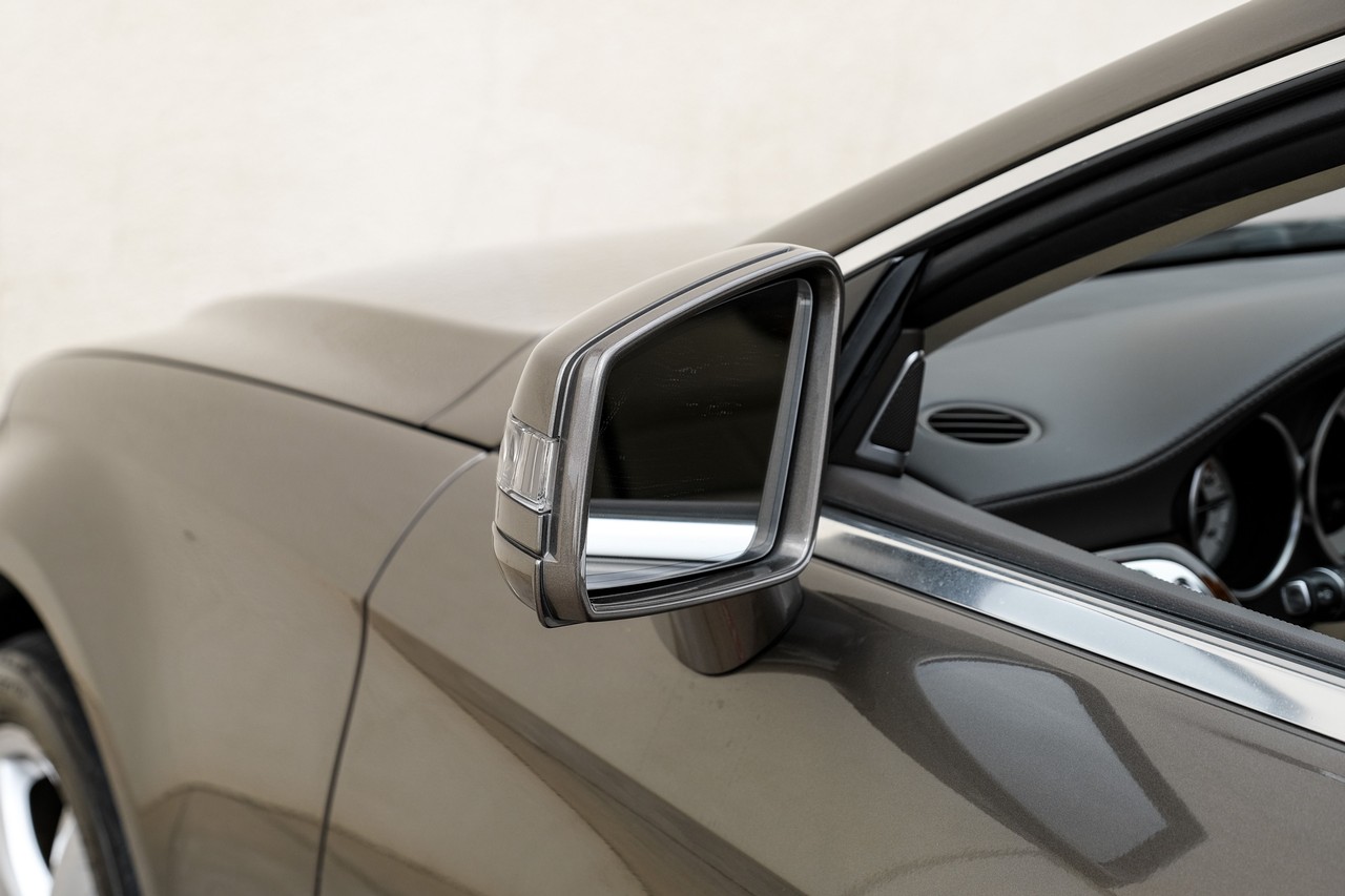 Mercedes-Benz CLS 550 Vehicle Main Gallery Image 43