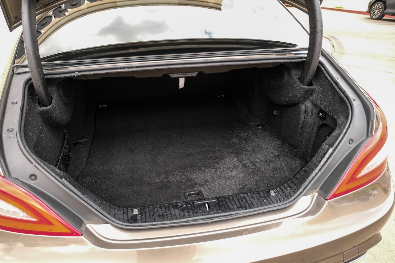 Mercedes-Benz CLS 550 Vehicle Main Gallery Image 54