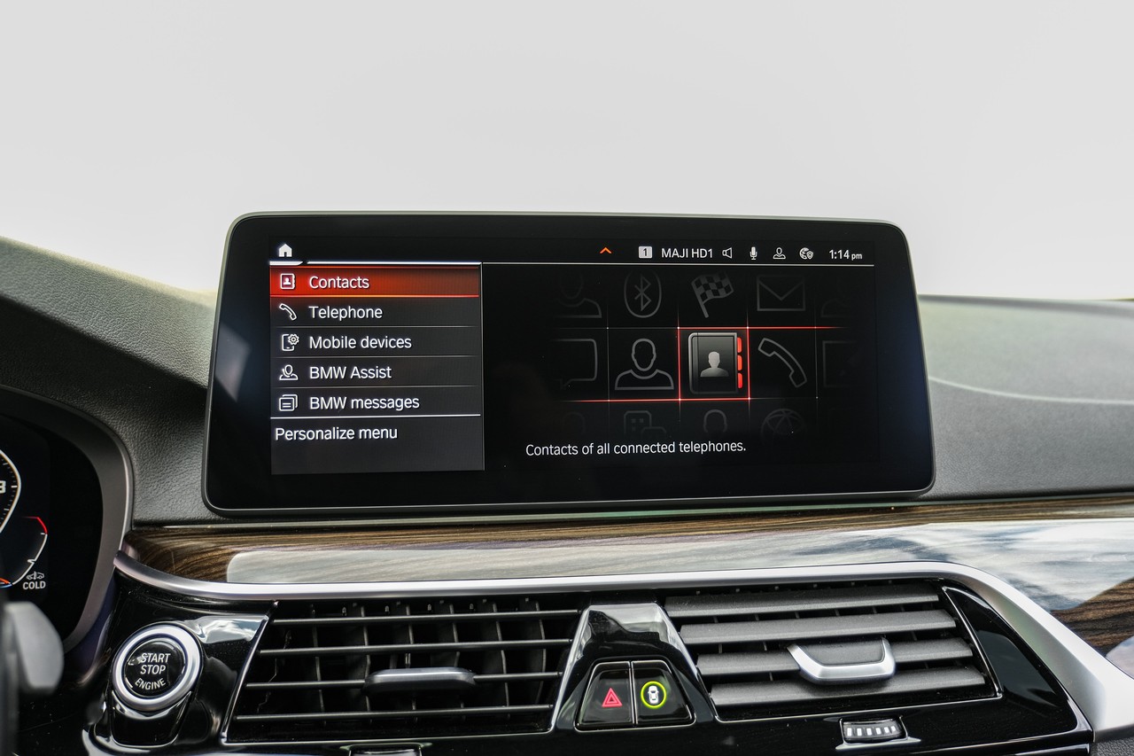 BMW 540i Vehicle Main Gallery Image 31