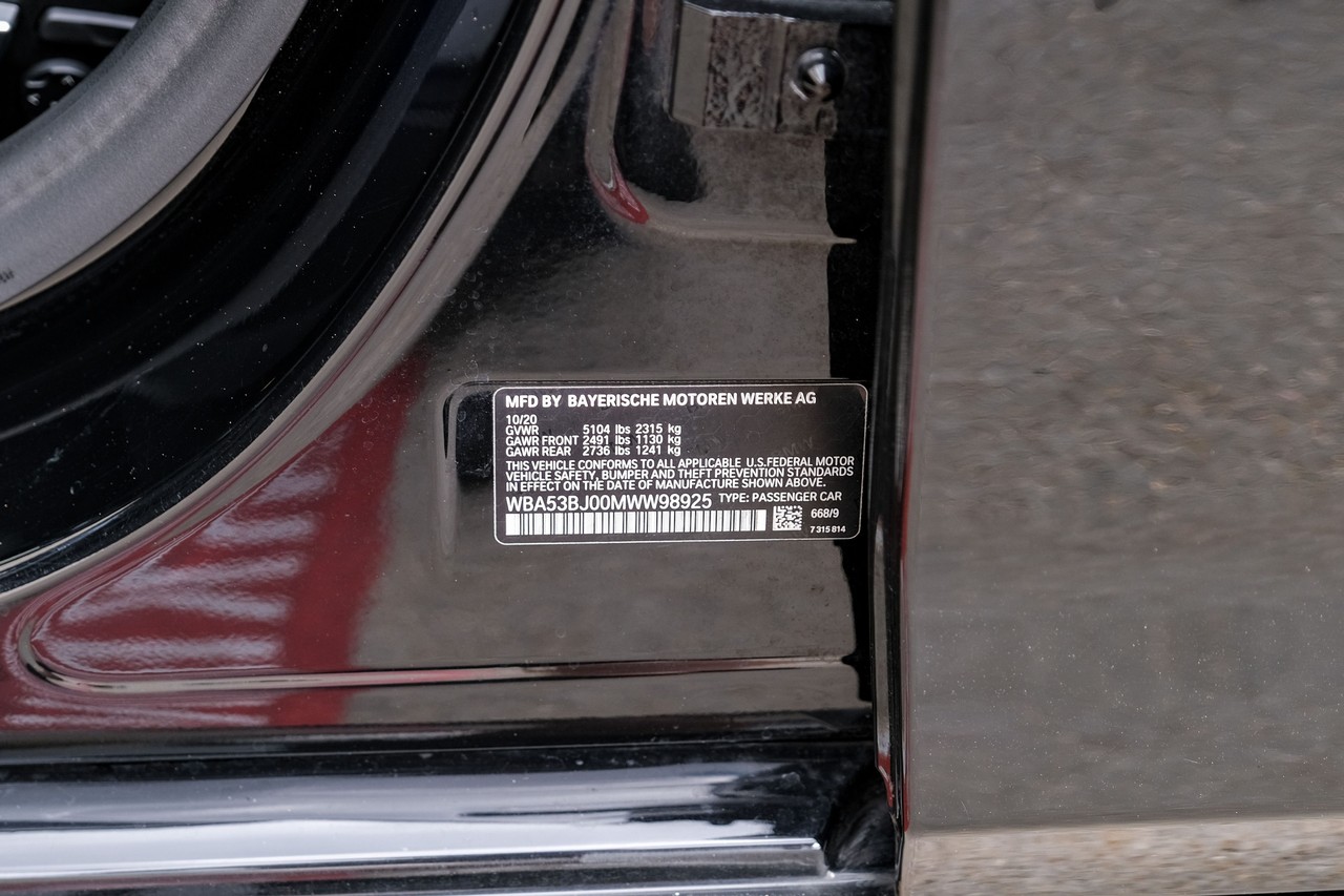 BMW 540i Vehicle Main Gallery Image 58