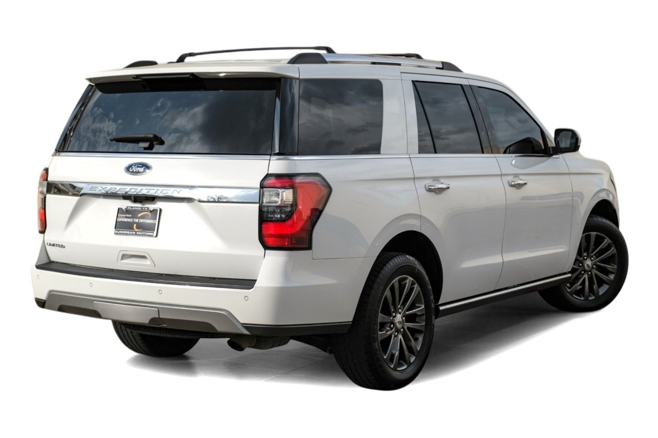 Ford Expedition Vehicle Main Gallery Image 09