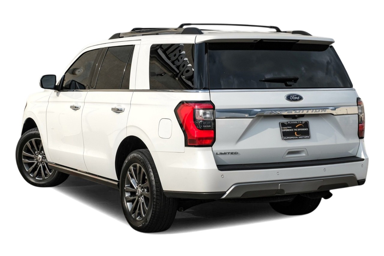 Ford Expedition Vehicle Main Gallery Image 11
