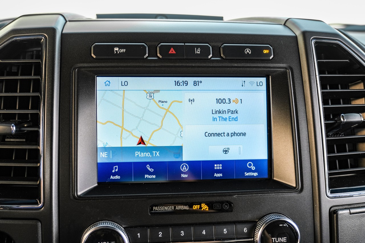 Ford Expedition Vehicle Main Gallery Image 28