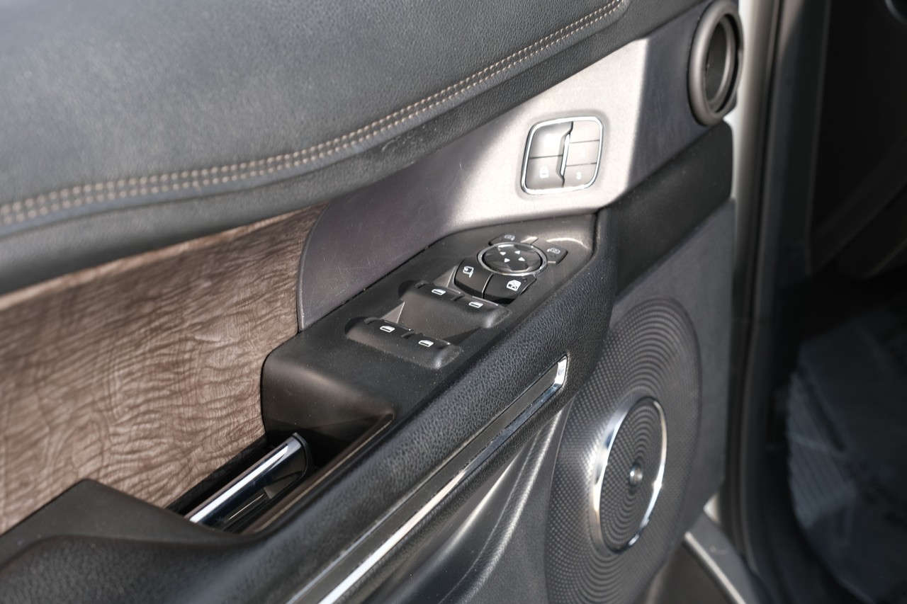 Ford Expedition Vehicle Main Gallery Image 42