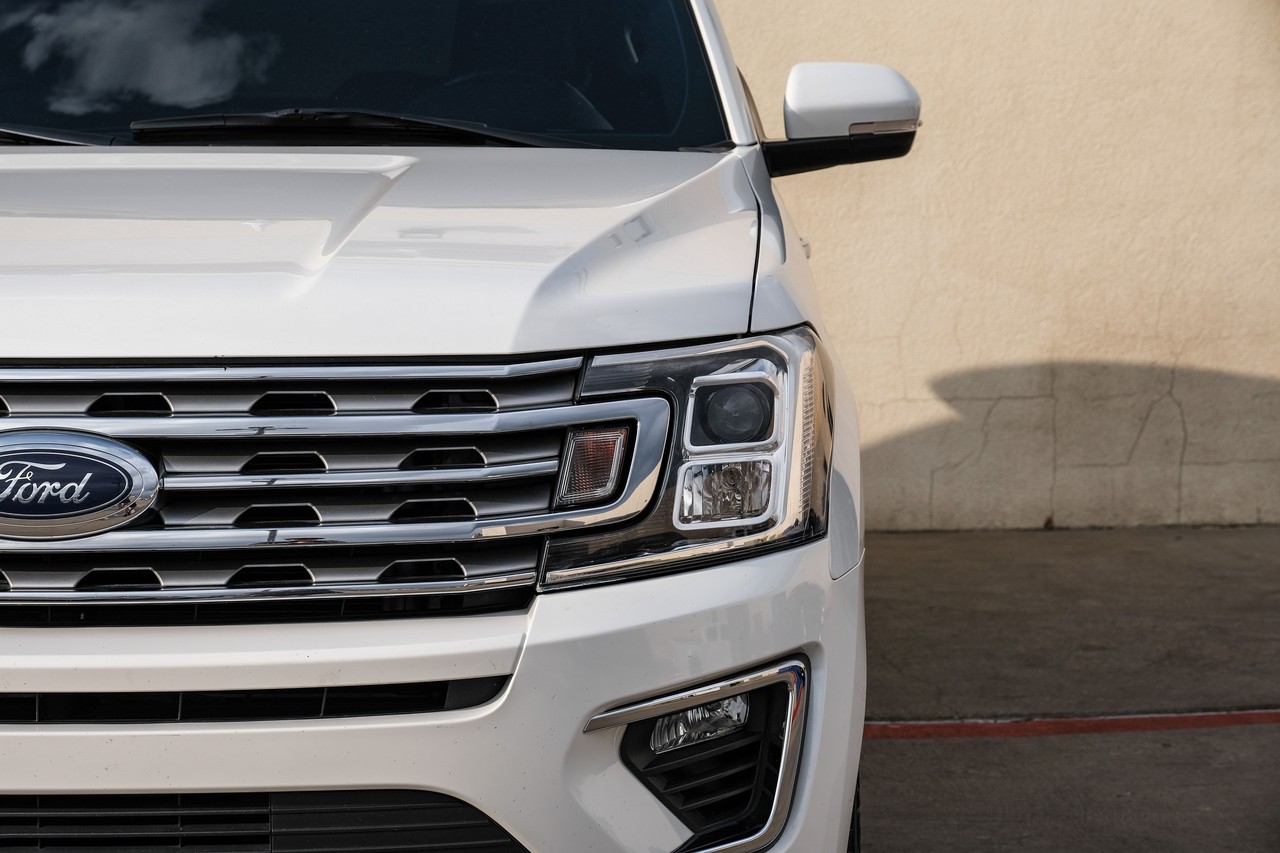 Ford Expedition Vehicle Main Gallery Image 46