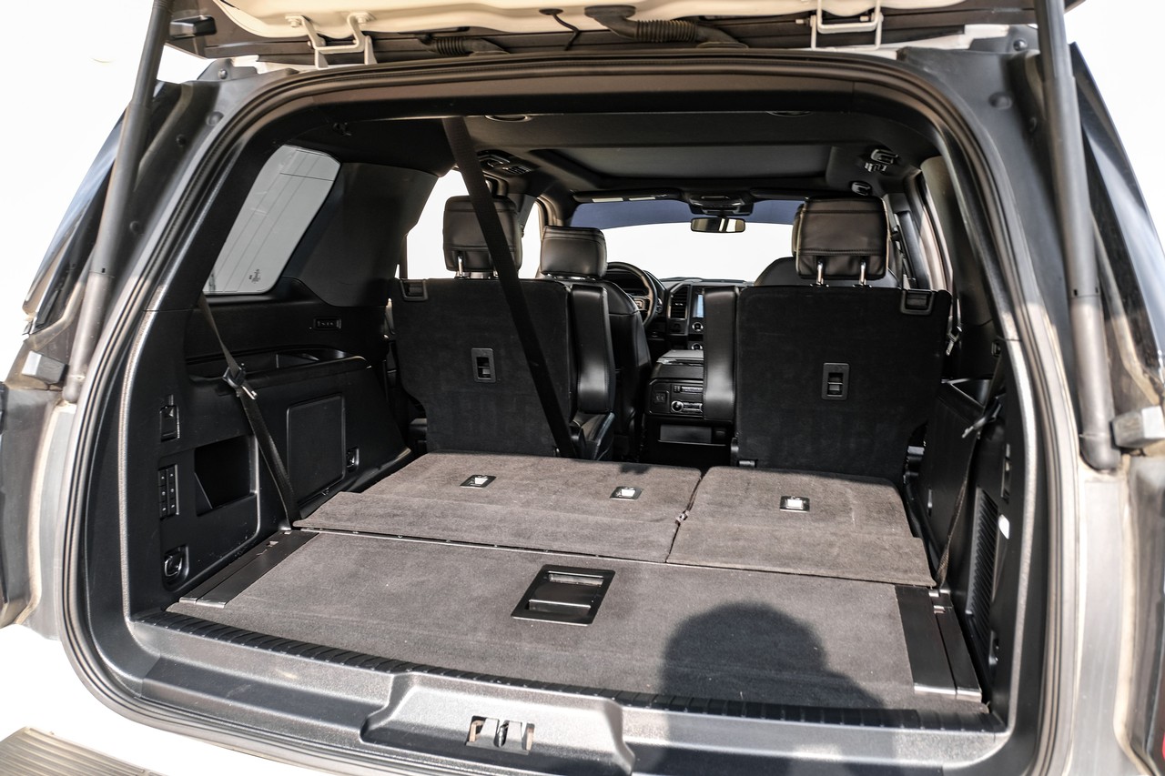 Ford Expedition Vehicle Main Gallery Image 48