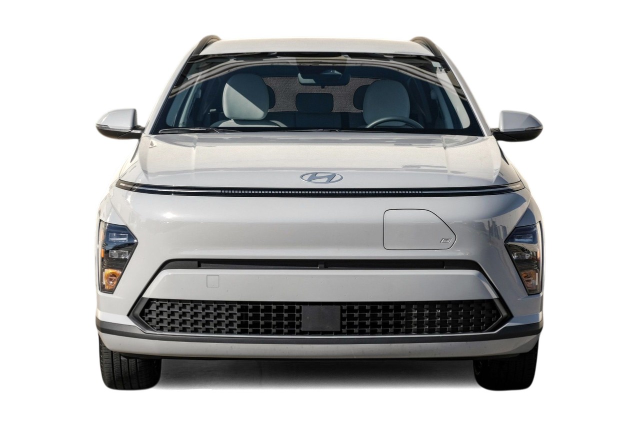 Hyundai Kona Electric Vehicle Main Gallery Image 05