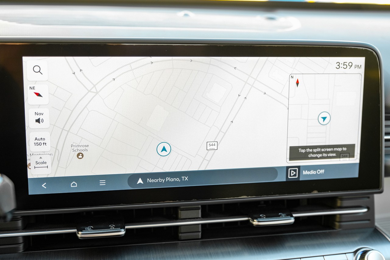 Hyundai Kona Electric Vehicle Main Gallery Image 19