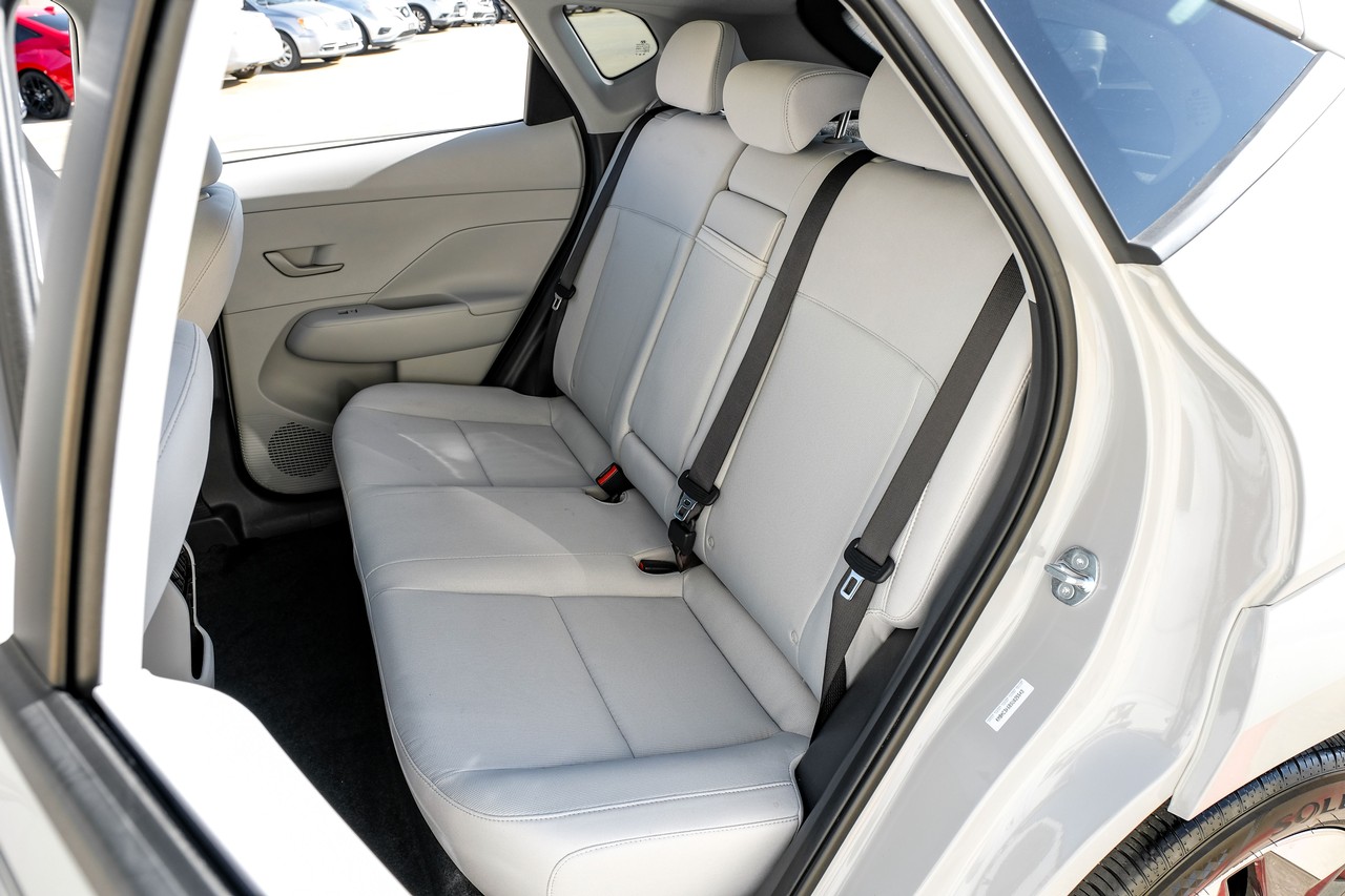 Hyundai Kona Electric Vehicle Main Gallery Image 36