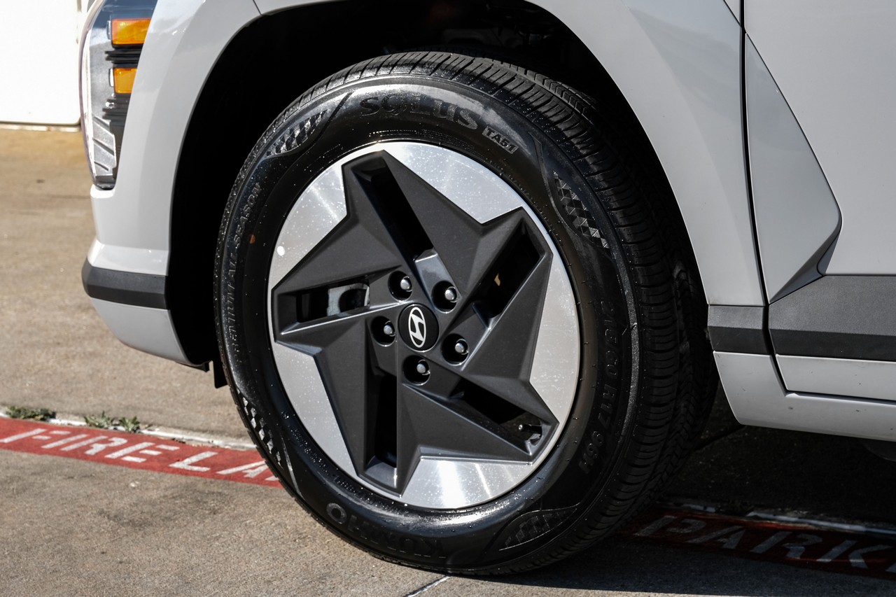 Hyundai Kona Electric Vehicle Main Gallery Image 50