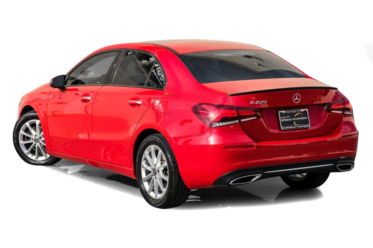 Mercedes-Benz A-Class Vehicle Main Gallery Image 10