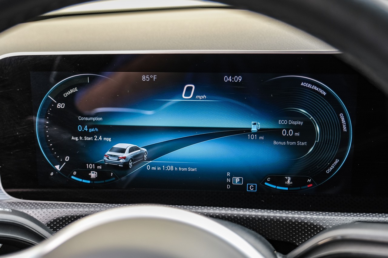 Mercedes-Benz A-Class Vehicle Main Gallery Image 17