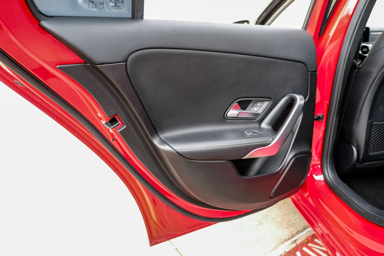 Mercedes-Benz A-Class Vehicle Main Gallery Image 43