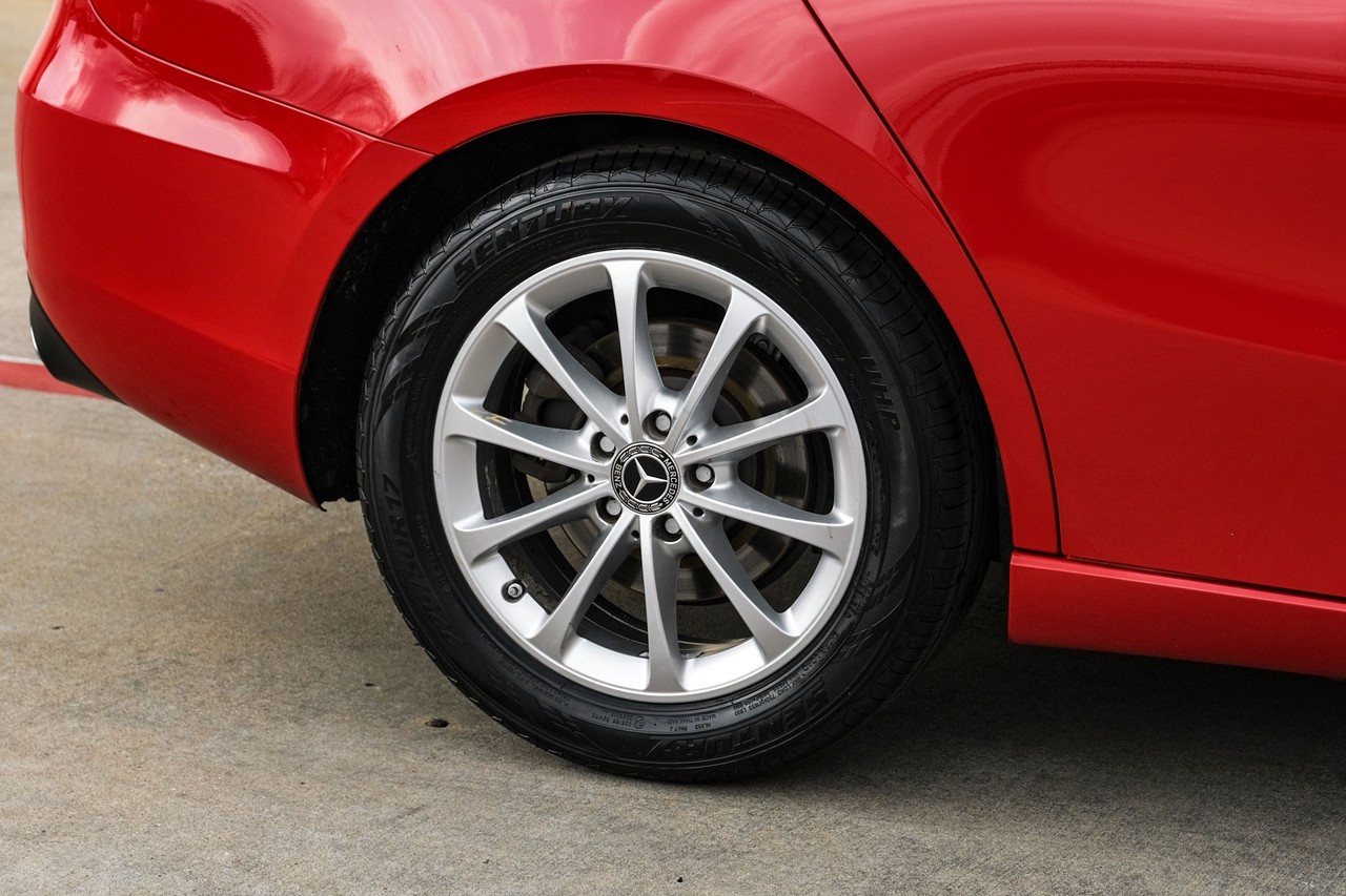 Mercedes-Benz A-Class Vehicle Main Gallery Image 49