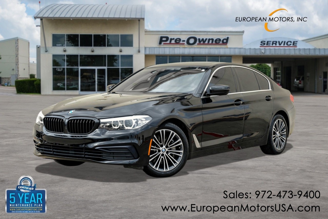 BMW 540i Vehicle Main Gallery Image 01