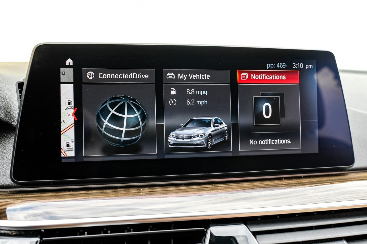 BMW 540i Vehicle Main Gallery Image 28