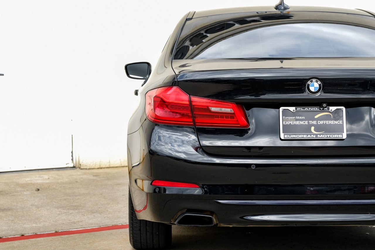 BMW 540i Vehicle Main Gallery Image 45