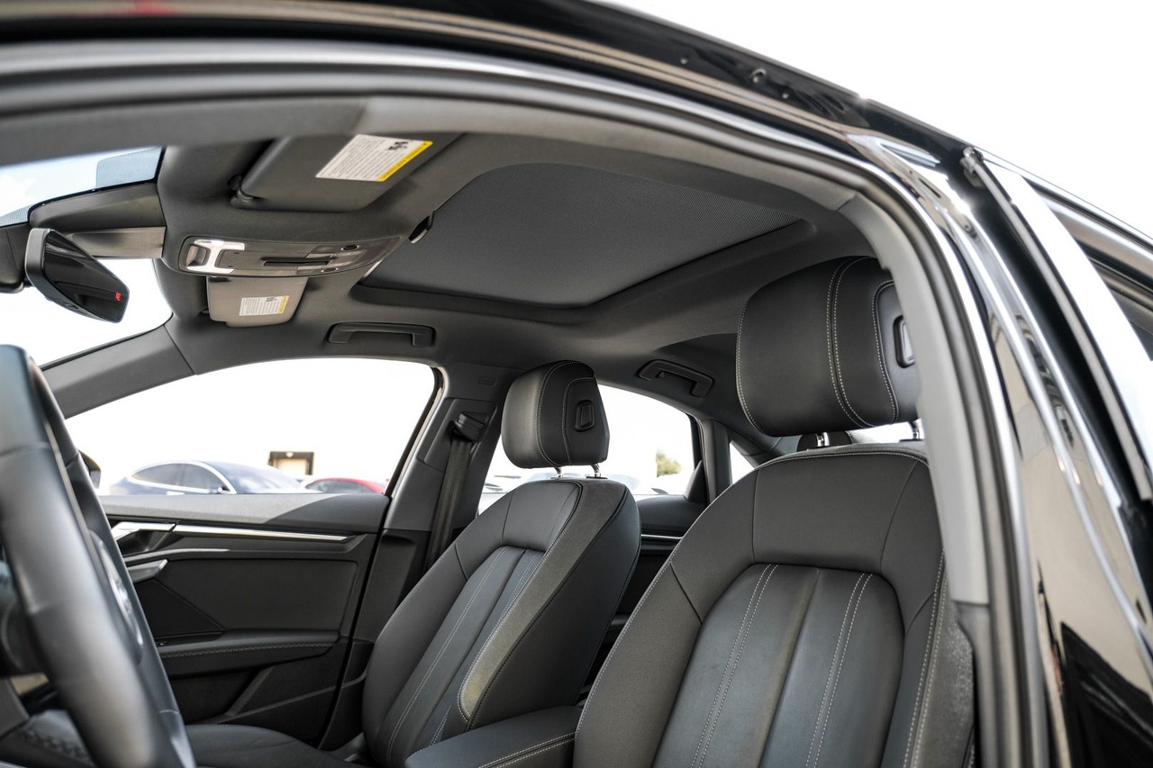 Audi A3 Vehicle Main Gallery Image 04