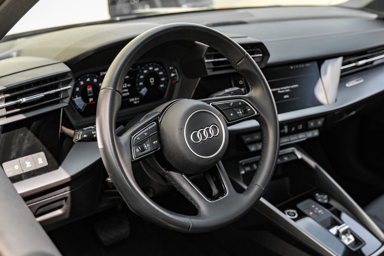 Audi A3 Vehicle Main Gallery Image 15