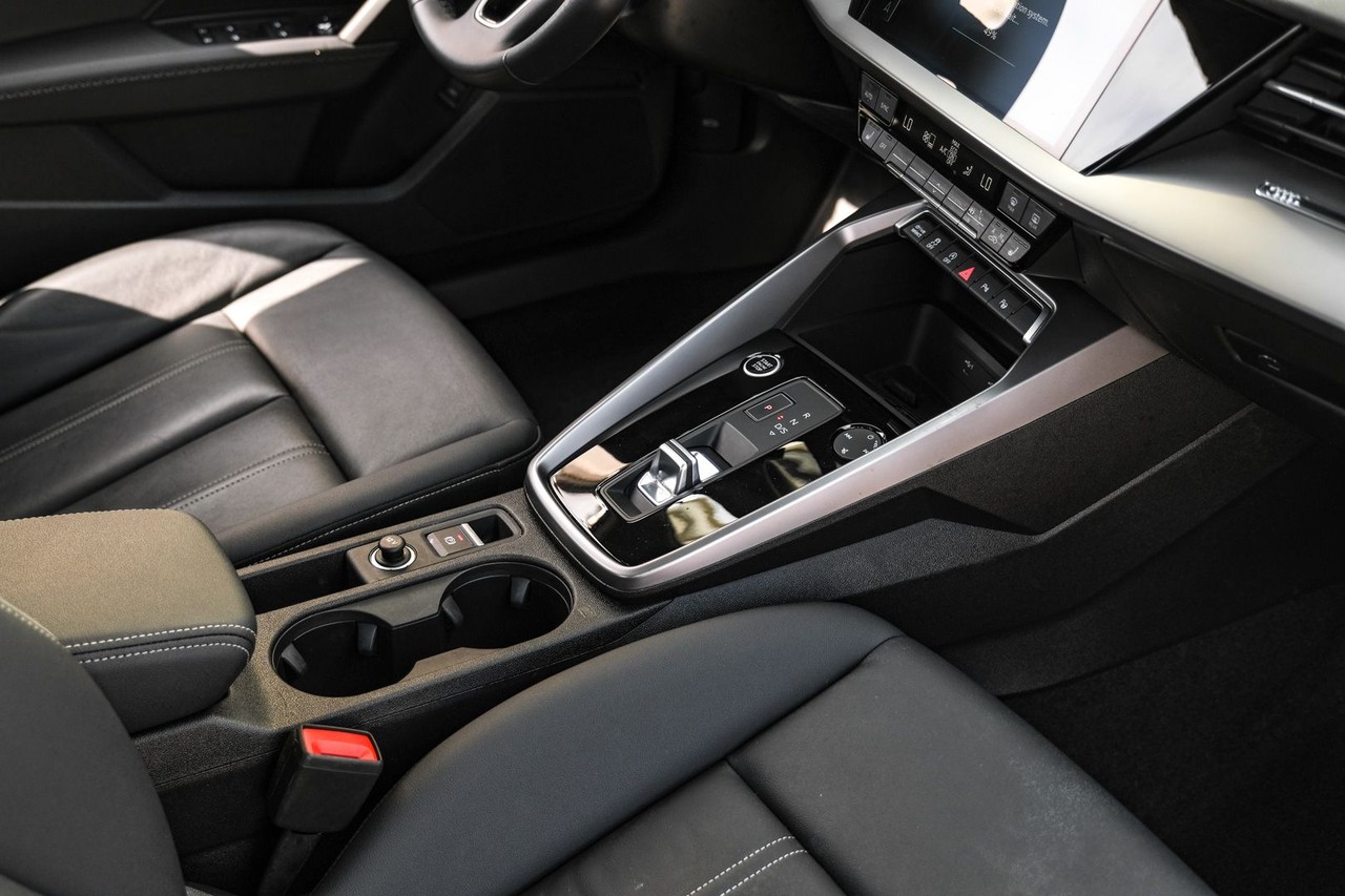 Audi A3 Vehicle Main Gallery Image 23