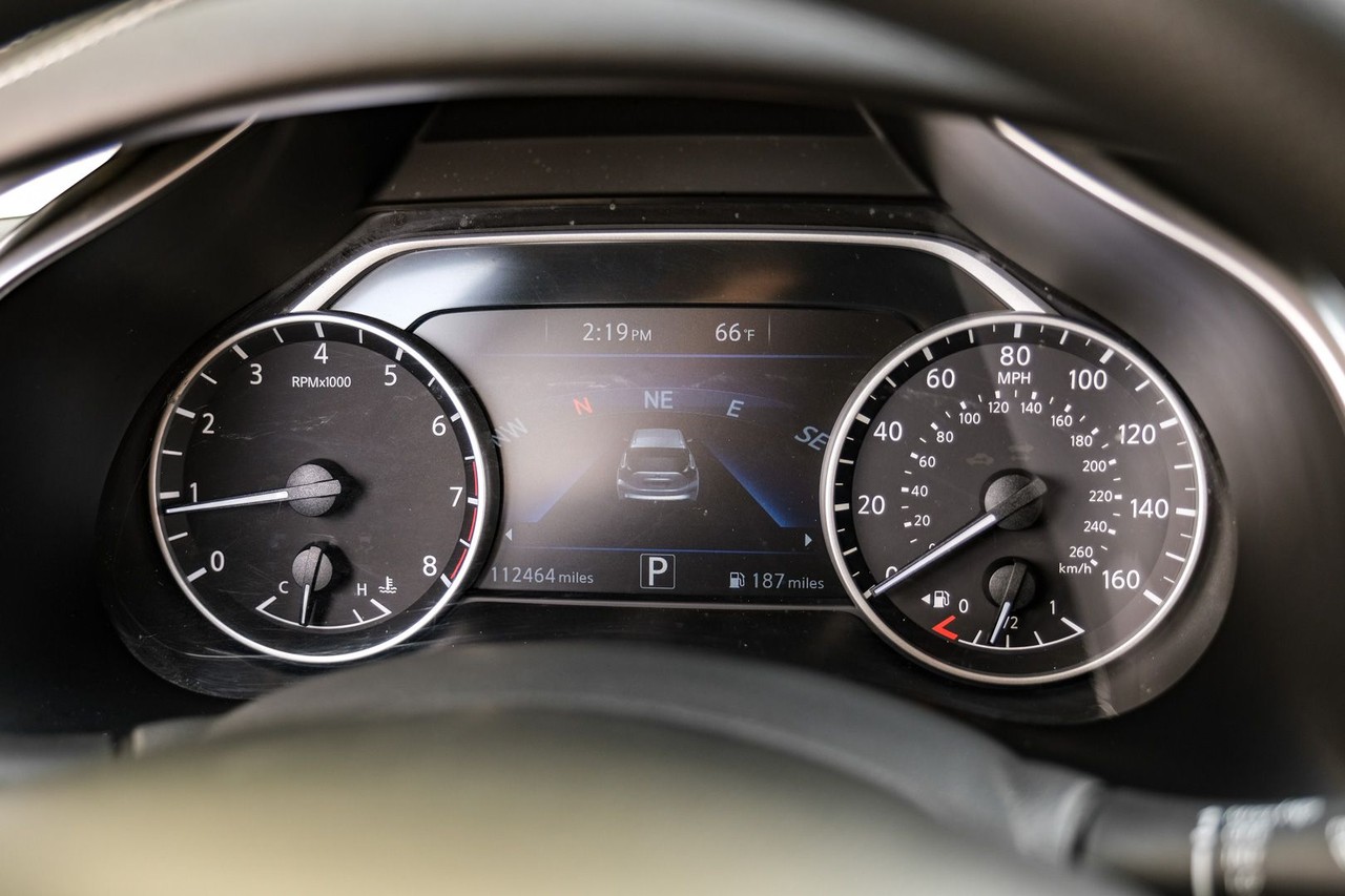 Nissan Murano Vehicle Main Gallery Image 18