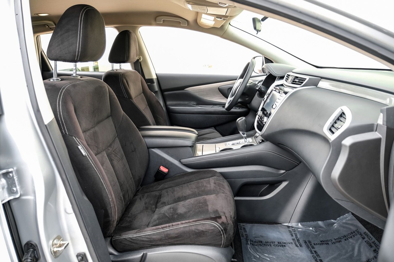 Nissan Murano Vehicle Main Gallery Image 31