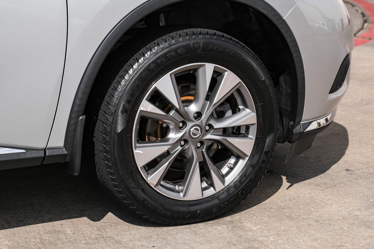 Nissan Murano Vehicle Main Gallery Image 50